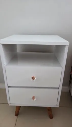 Mesa de Cabeceira 