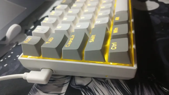 Teclado Mecânico E-YOOSO Z-686 Single - Novo e Lacrado.