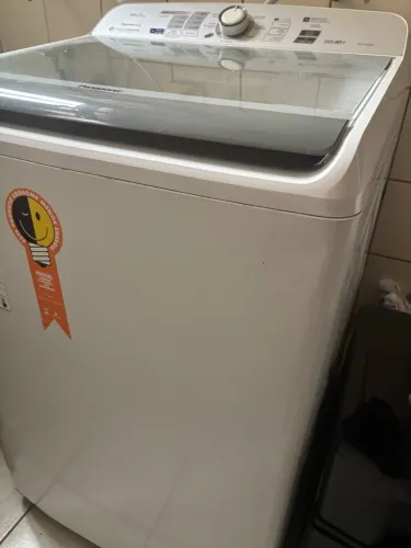 Máquina de lavar roupa 16 kilos Panasonic seminova