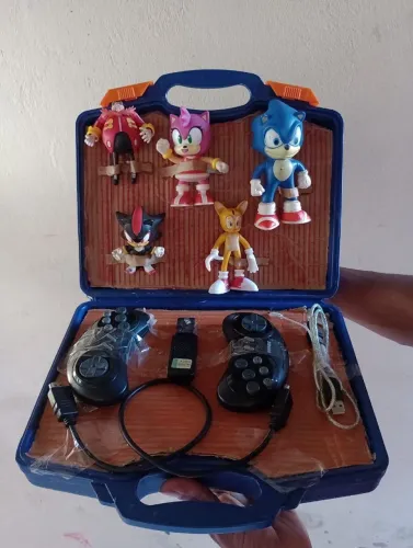 Game stik mega drive e bonecos clássico