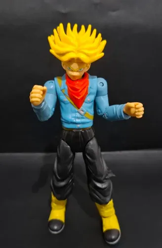 Dragon Ball Trunks super saiyajin Boneco Bandai(Leia a descrição)