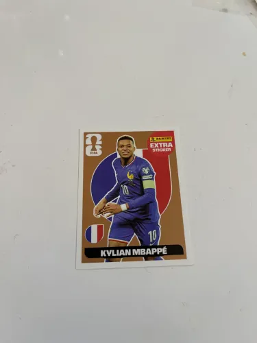 Figurinha lendária Mbappé bronze