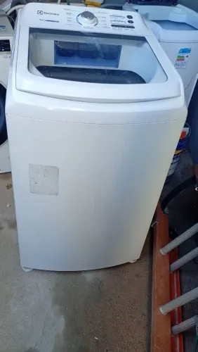 Máquina de lavar 14 kilos Electrolux 