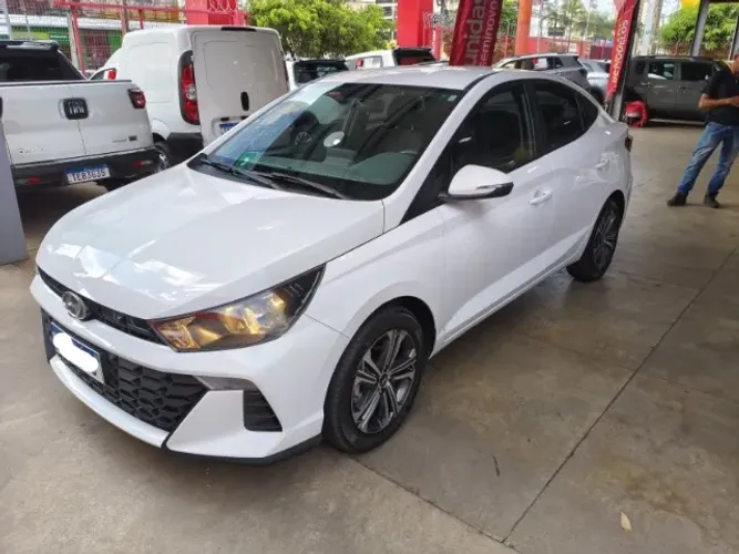 Hyundai HB20S Comfort Plus 1.0 TB Flex 12V AUT 2024