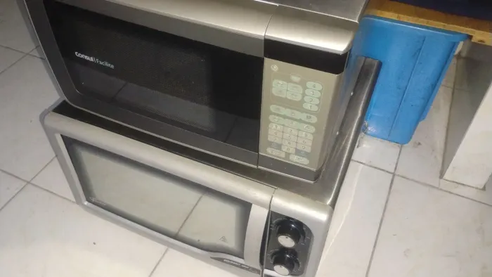 Combo Forno Fischer 44 litros em microondas inox