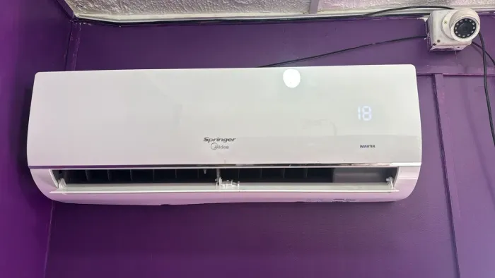 Ar condicionado 12 mil BTUs midea