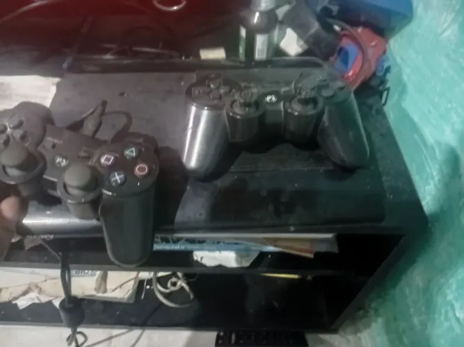 Vendo ou troco play 3 desbloqueado por Pc ou celular