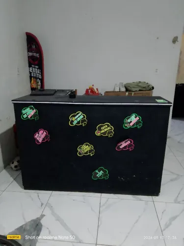 Balcão de bar novo 550 o valor