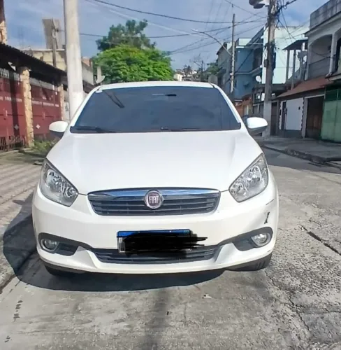 Fiat Grand Siena Essence 1.6 Flex 16V 2014