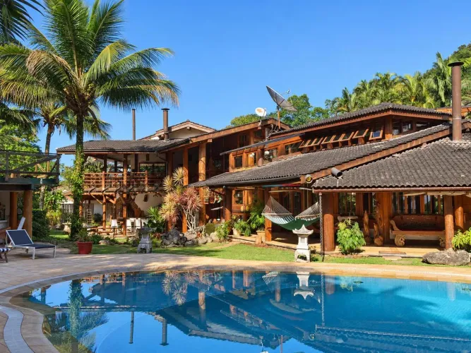 Mansão à venda em Maresias, São Sebastião