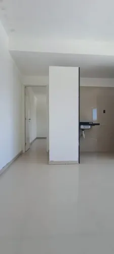 [PEDRO-RODRIGUES-77008] Oportunidade! 1 Quarto com Suíte | Prédio com Elevador e Segurança