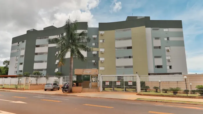 Apartamento no condomínio Morada do Parque