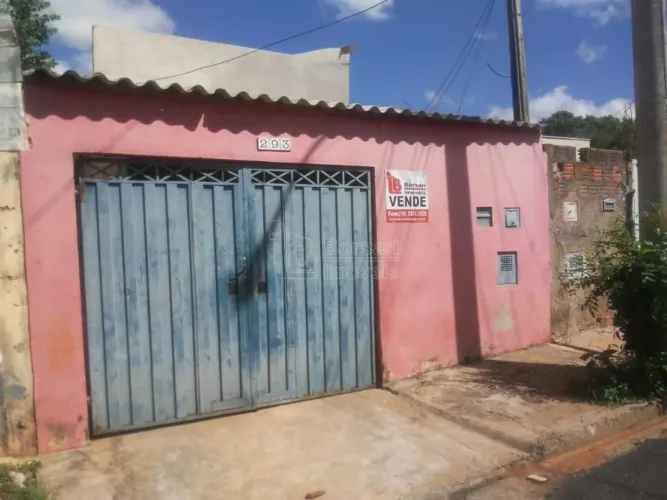 Venda de Casas / Padrão na cidade de Araraquara
