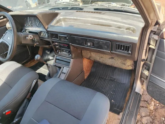 Ford Belina GL 1.8 / 1.6 1986