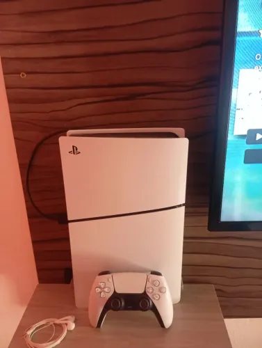 Ps5 slim 1 Tb apenas mídia digital