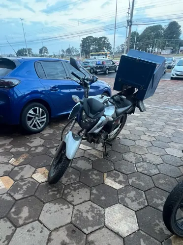 Vendo ou troco por carro 