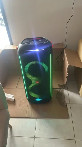 JBL 710