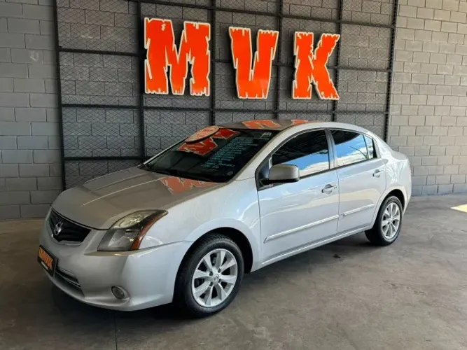 Nissan Sentra S 2.0/ 2.0 Flex Fuel 16V Aut. 2013