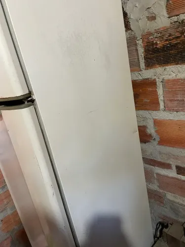 Vende- se essa geladeira