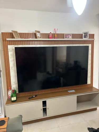 Vende-se painel para tv até 75 polegadas