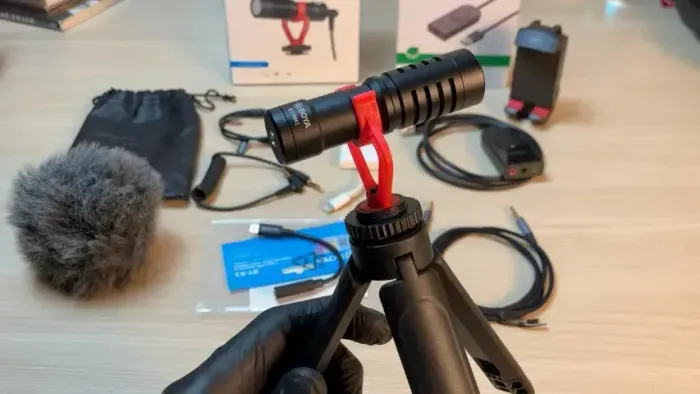 BOYA BY-MM1 Criador de Conteúdo / Kit Microfone + Vários Acessórios / Envio Rápido
