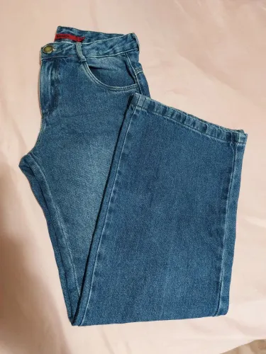Calça infanto-juvenil feminina
