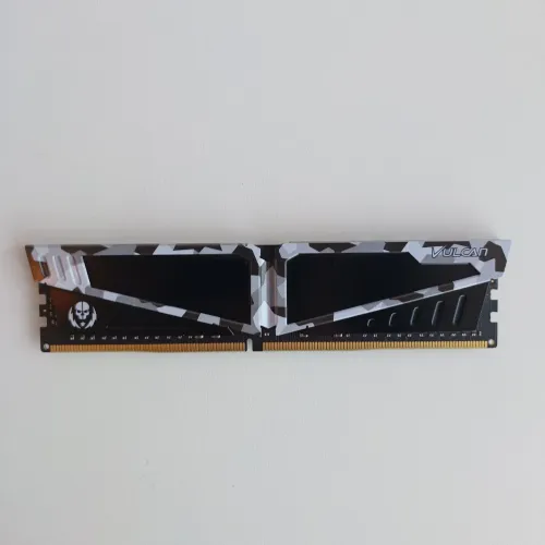 Memória RAM 8GB DDR4 3000MHz Pichau Gaming Team Group TForce Vulkan CL 16 - OLX Pay