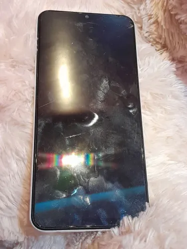 SAMSUNG GALAXY A13