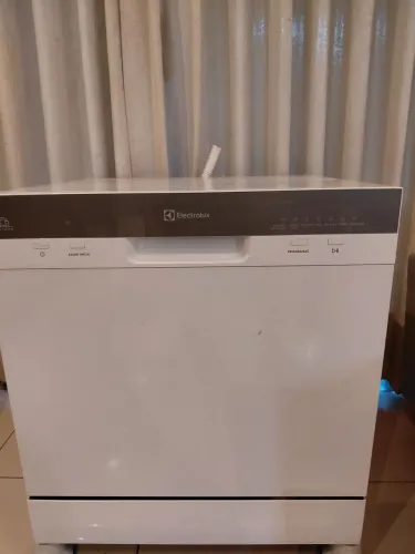 Lava louças Eletrolux 8 serviços