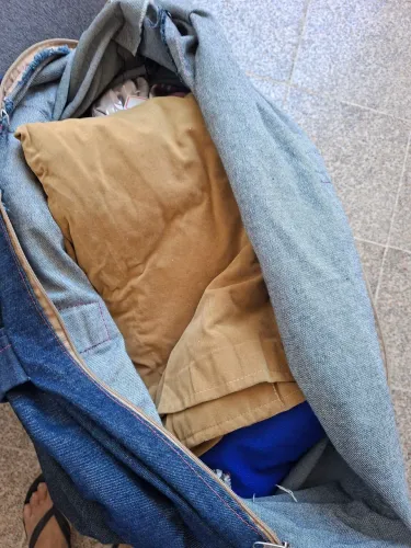 Vendo lote de roupas, semi novas. 