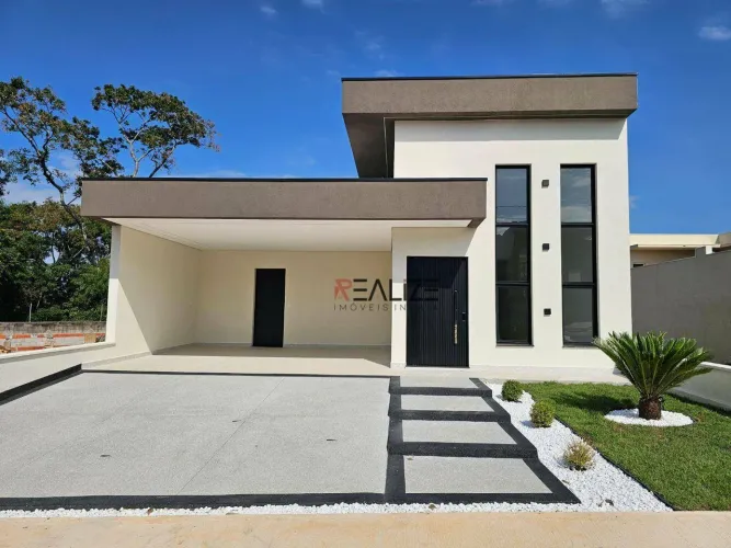 Casa com 3 Suítes e escritório à venda, 207 m² por R$ 1.590.000 - Condomínio Residencial E