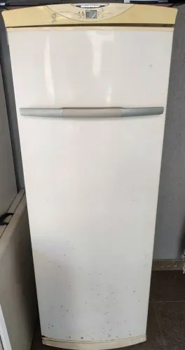 Feezer vertical Brastemp 228l