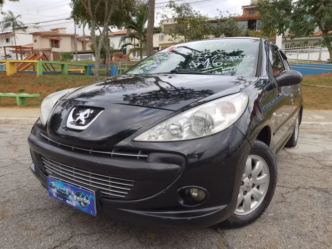 Peugeot 207 Sed. Passion XR Sport 1.4 Flex 8V 4P 2011