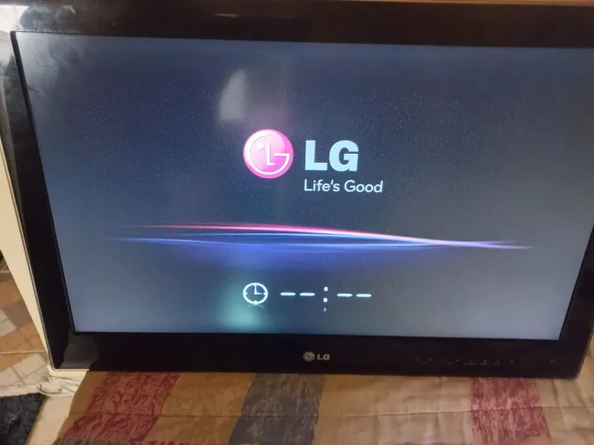 TV LG 26 POLEGADAS USADA