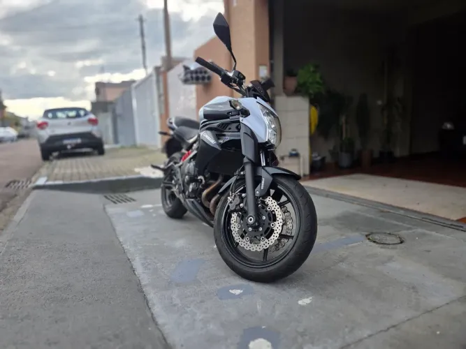 Kawasaki ER-6N ABS