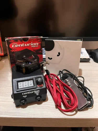 Máquina de tatuar electric ink + fonte + pedal e clipcord
