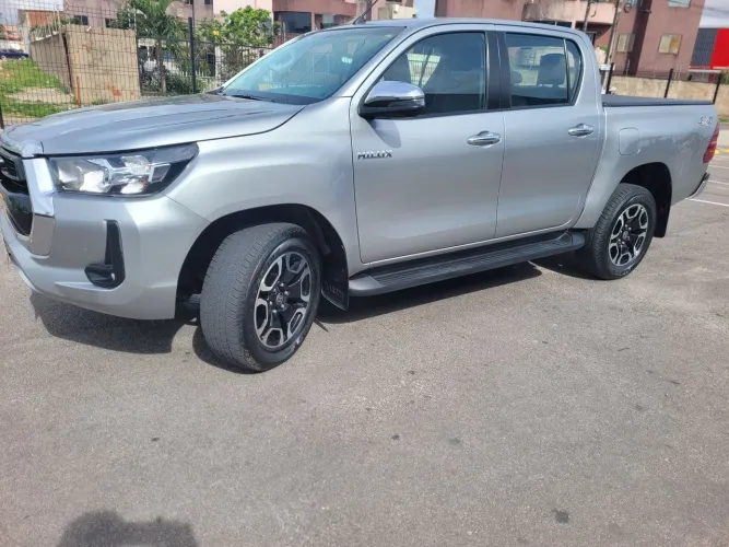 Toyota Hilux CD SRV 4X4 2.8 TDI Diesel Aut. 2024
