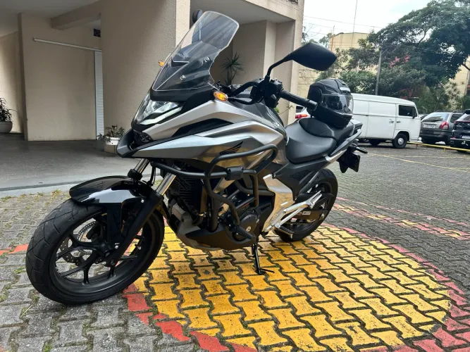 HONDA NC 750X ABS DCT 2025 - AUTOMÁTICA - 6.000 KM