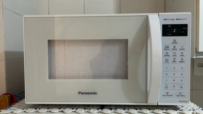 Micro-ondas Panasonic 25L 110V - Excelente Estado