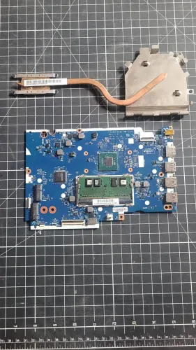 Placa mae N4000+4gb+Dissipador