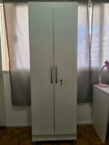 Armário Multiuso 2 portas com chave  - Branco