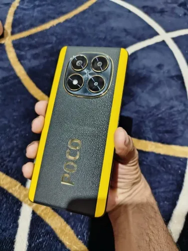 Vendo este POCO X7/256 GB/12 de RAM/ PROCESSADOR RAPIDO,CELULAR MUITO BOM!