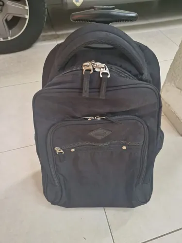 Mochila Sestini com rodinhas