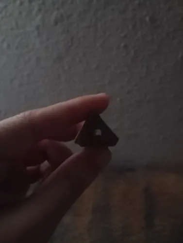 Vendo brinquedo de pirâmide Iluminous 
