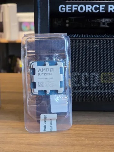 Processador AMD Ryzen 5 8500G - Socket AM5, DDR5