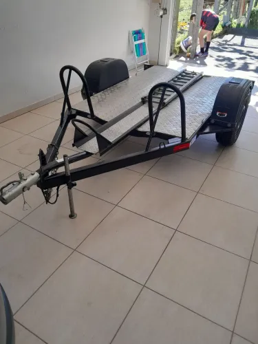 Reboque / carretinha para quadriciclo ou moto