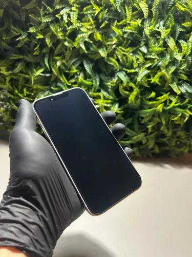 iPhone 13 - 128GB