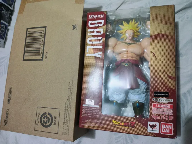 Broly SH Figuarts