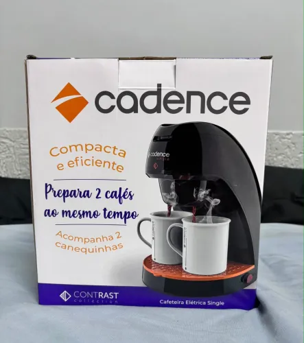 Cafeteira elétrica cadence 220v- acompanha duas canecas, nunca utilizada