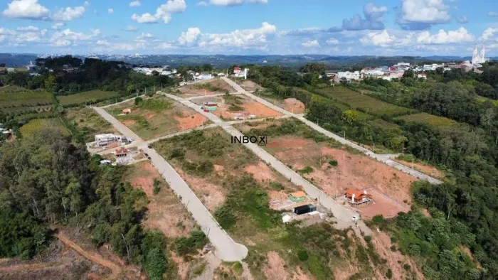 INBOX CIA IMOBILIÁRIA VENDE, TERRENO EM MONTE BELO DO SUL, FRENTE NORTE